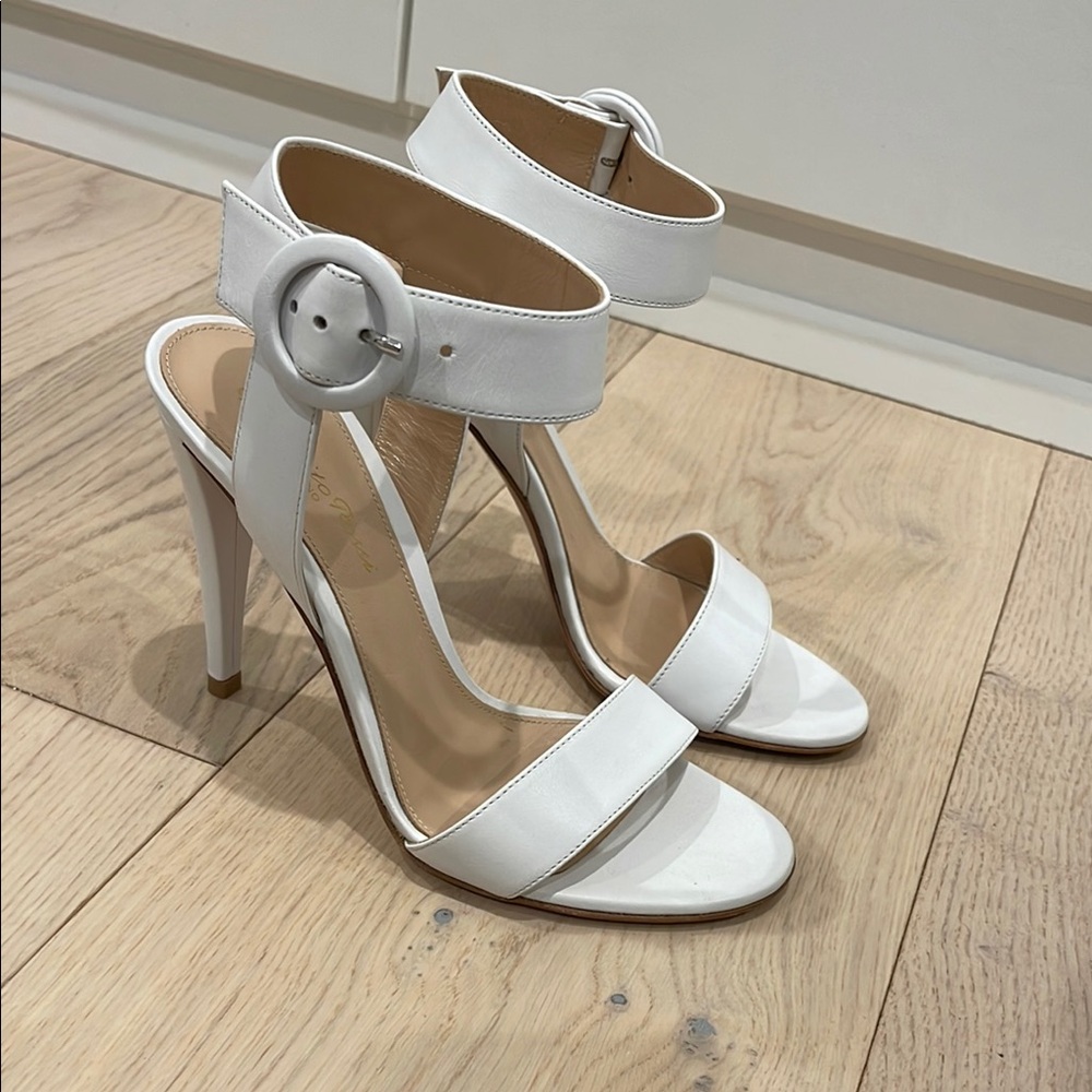 Gianvitto Rossi Vitello White High Heel Sandals size 36.5